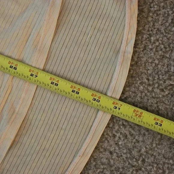 Like‎ new Mono b woman's LG top - Picture 5 of 5